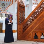 Women Area in Mosque: Access to the Imam(2-5)